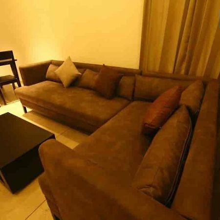Ezebella Luxury Service Villa Ооти Екстериор снимка